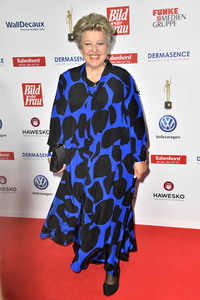 Goldene Bild der Frau 2018 in Hamburg