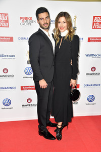 Goldene Bild der Frau 2018 in Hamburg