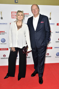 Goldene Bild der Frau 2018 in Hamburg