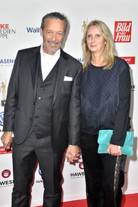 Goldene Bild der Frau 2018 in Hamburg