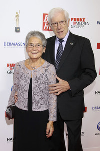 Goldene Bild der Frau 2018 in Hamburg
