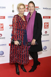 Goldene Bild der Frau 2018 in Hamburg