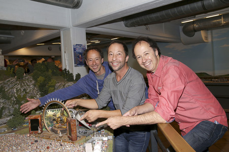 DJ Bobo besucht das Miniatur Wunderland in Hamburg