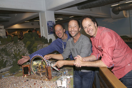 DJ Bobo besucht das Miniatur Wunderland in Hamburg