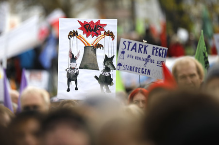 Demonstration 'Kohle stoppen - Klimaschutz jetzt!' in Köln