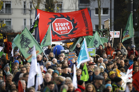 Demonstration 'Kohle stoppen - Klimaschutz jetzt!' in Köln