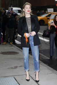 Amber Heard in der Talkshow 'Build Series' in New York