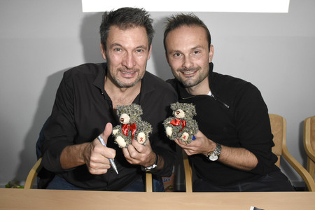 Charity Teddybären-Verkauf in München