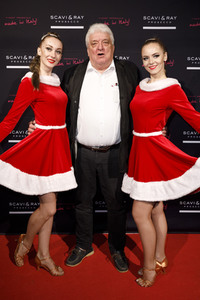 Premiere des Kölner Weihnachtscircus 2018 in Köln