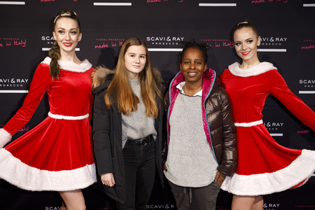 Premiere des Kölner Weihnachtscircus 2018 in Köln