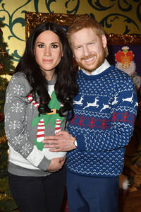 Präsentation der Live-Figuren von Meghan und Harry in Berlin