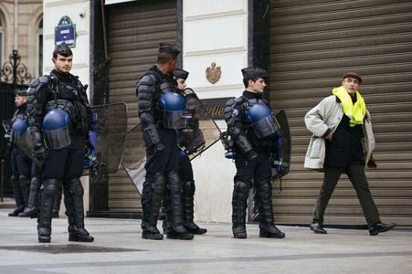 Gelbwesten-Protest in Paris