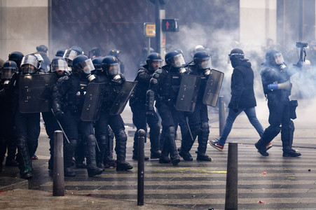 Gelbwesten-Protest in Paris