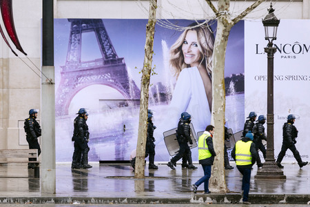 Gelbwesten-Protest in Paris