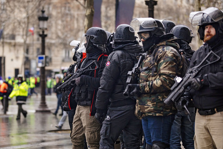 Gelbwesten-Protest in Paris