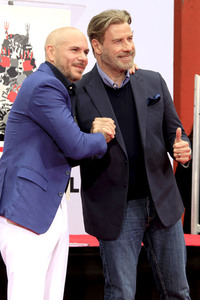 Hand and Footprint Ceremony mit Pitbull in Los Angeles
