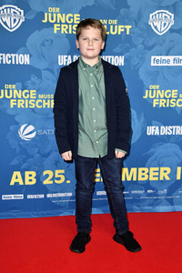 Filmpremiere 'Der Junge muss an die frische Luft' in Berlin