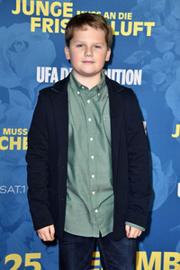 Filmpremiere 'Der Junge muss an die frische Luft' in Berlin