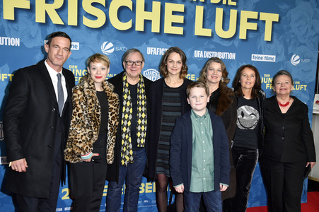 Filmpremiere 'Der Junge muss an die frische Luft' in Berlin