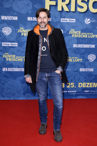 Filmpremiere 'Der Junge muss an die frische Luft' in München
