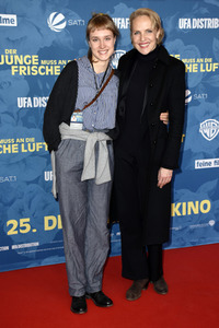 Filmpremiere 'Der Junge muss an die frische Luft' in München