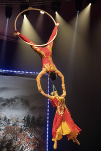 Premiere der Jubiläumsshow '30 Jahre Chinesischer Nationalcircus' in Hannover