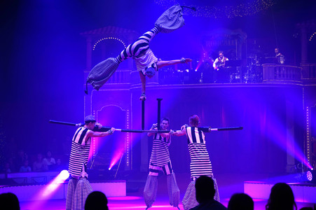 Premiere vom 15. Original Roncalli Weihnachtscircus in Berlin