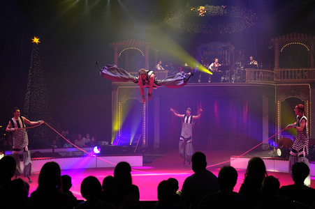 Premiere vom 15. Original Roncalli Weihnachtscircus in Berlin