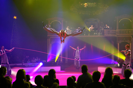 Premiere vom 15. Original Roncalli Weihnachtscircus in Berlin