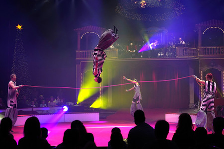 Premiere vom 15. Original Roncalli Weihnachtscircus in Berlin