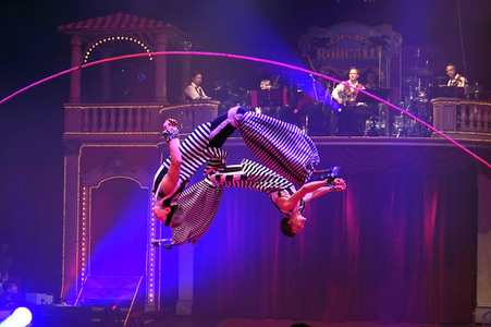 Premiere vom 15. Original Roncalli Weihnachtscircus in Berlin