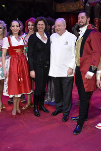 Premiere 1. Winterprogramm 2018 Circus Krone in München