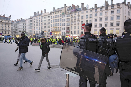 Demonstration der Gelbwesten in Lyon