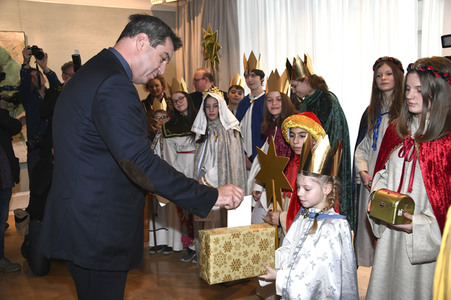 Die Sternsinger bei Markus Söder in München