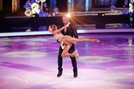1. Live-Sendung der TV Show 'Dancing on Ice' in Köln