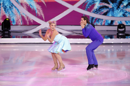 1. Live-Sendung der TV Show 'Dancing on Ice' in Köln