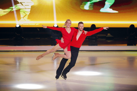 1. Live-Sendung der TV Show 'Dancing on Ice' in Köln