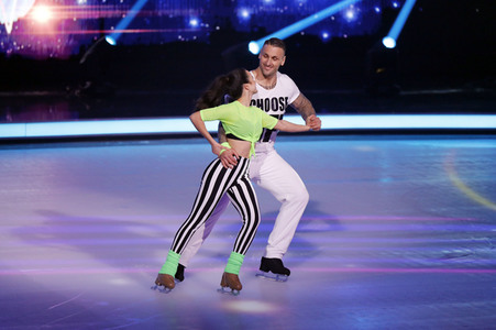 1. Live-Sendung der TV Show 'Dancing on Ice' in Köln