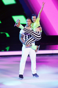 1. Live-Sendung der TV Show 'Dancing on Ice' in Köln