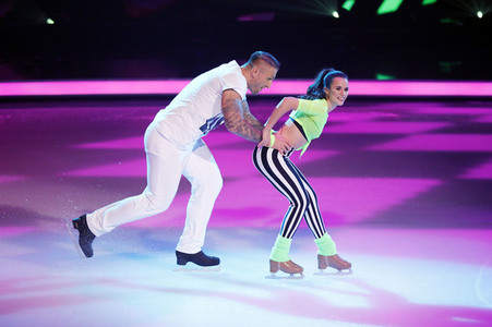 1. Live-Sendung der TV Show 'Dancing on Ice' in Köln