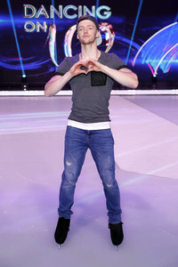 1. Live-Sendung der TV Show 'Dancing on Ice' in Köln