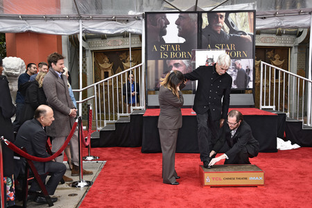 Hand and Footprint Ceremony mit Sam Elliott in Los Angeles