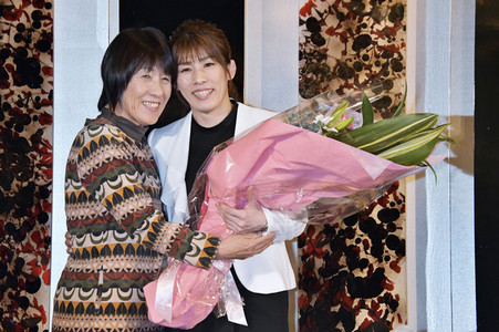Pressekonferenz mit Saori Yoshida in Tokio
