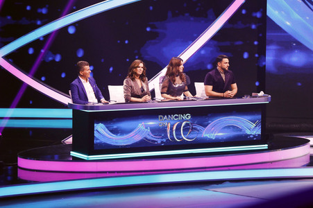 2. Live-Sendung der TV Show 'Dancing on Ice' in Köln