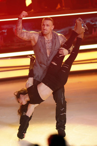 2. Live-Sendung der TV Show 'Dancing on Ice' in Köln