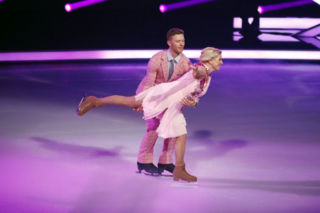 2. Live-Sendung der TV Show 'Dancing on Ice' in Köln