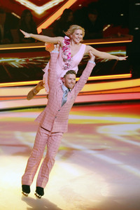 2. Live-Sendung der TV Show 'Dancing on Ice' in Köln