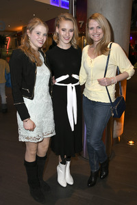Filmpremiere 'Immenhof - Das Abenteuer eines Sommers' in München