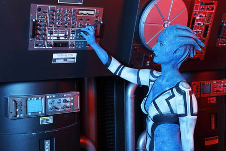 GEEK ART: 'Mass Effect' Bodypainting