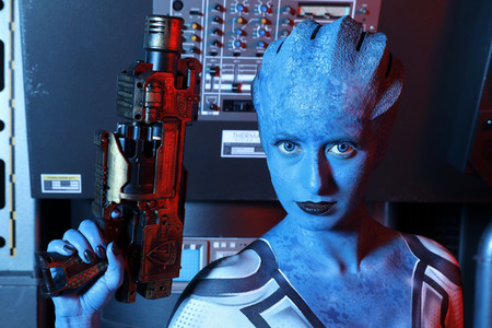 GEEK ART: 'Mass Effect' Bodypainting